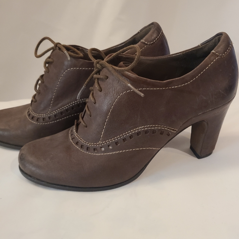 Oxford Heels Ecco